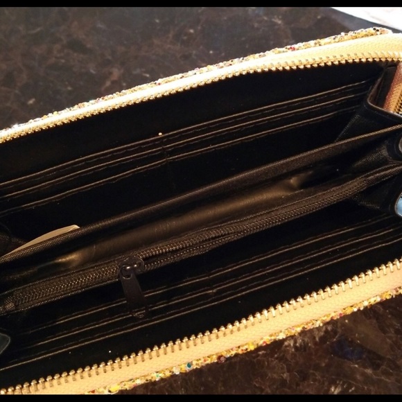 💕sale💕New Glitter Zip Around Glitter Wallet - Picture 5 of 5